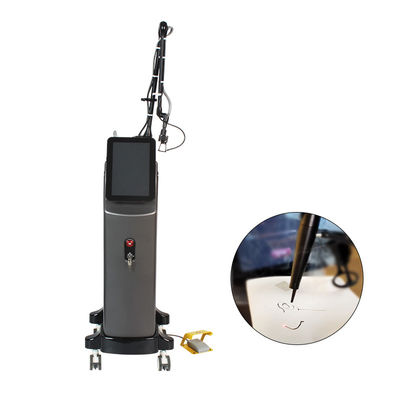 CO2 Fractional Laser Machine With Two Years Gurantee Time From Software Department